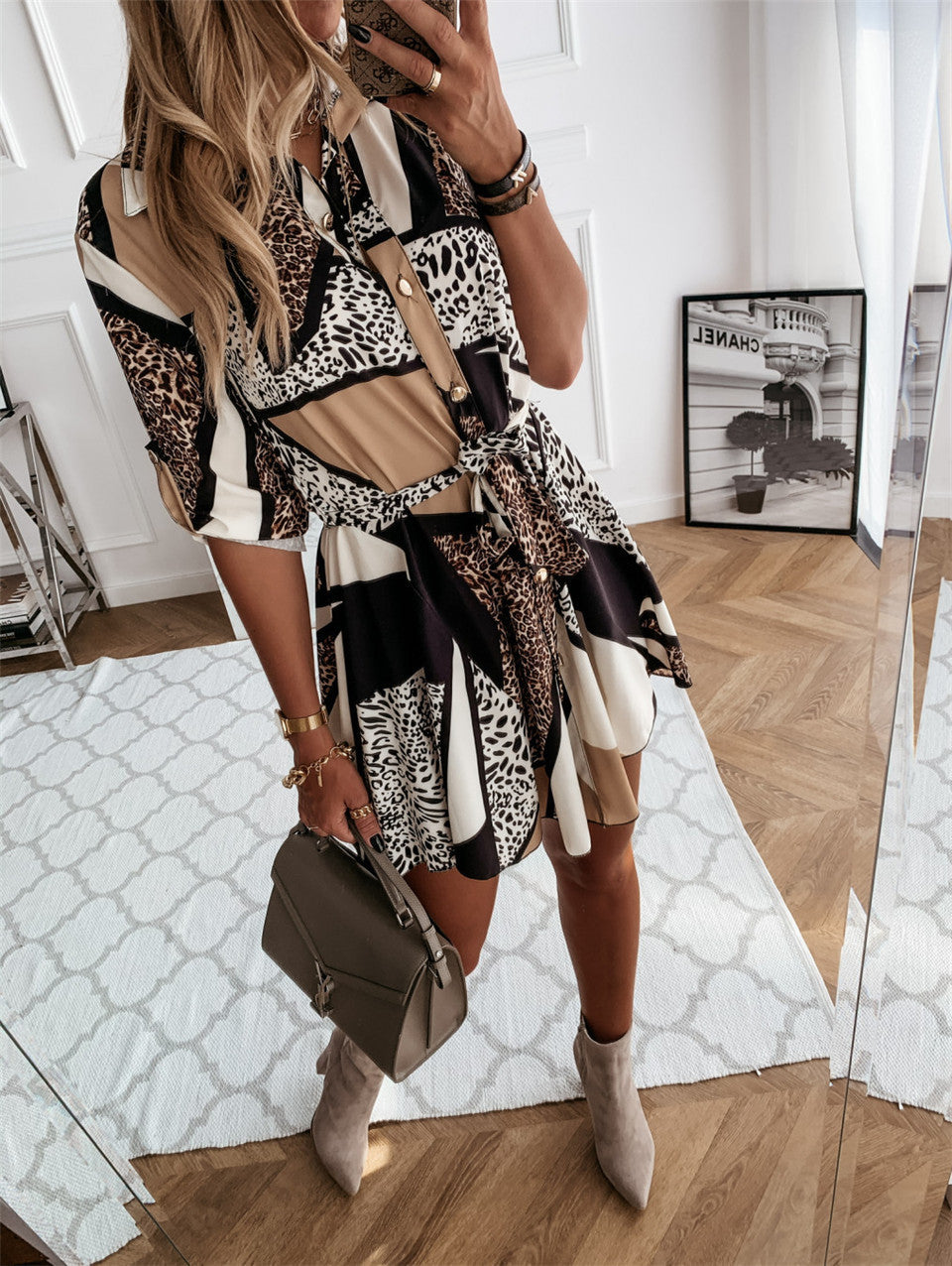 Women’s Casual Dress – Short Sleeve V-Neck Summer Dress