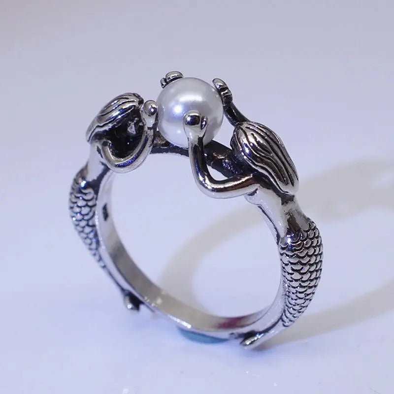 Mermaid Ring with Pearls in Silver