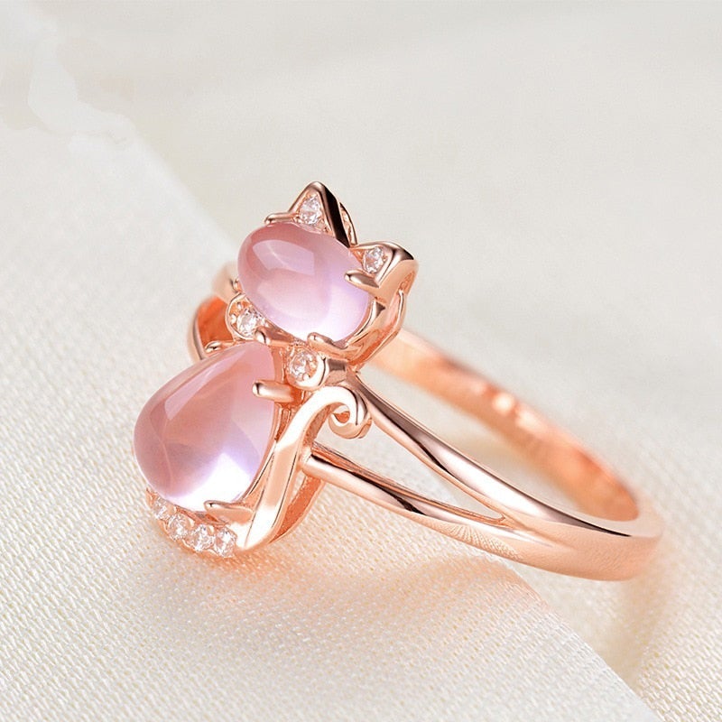 Cat ring in rose gold