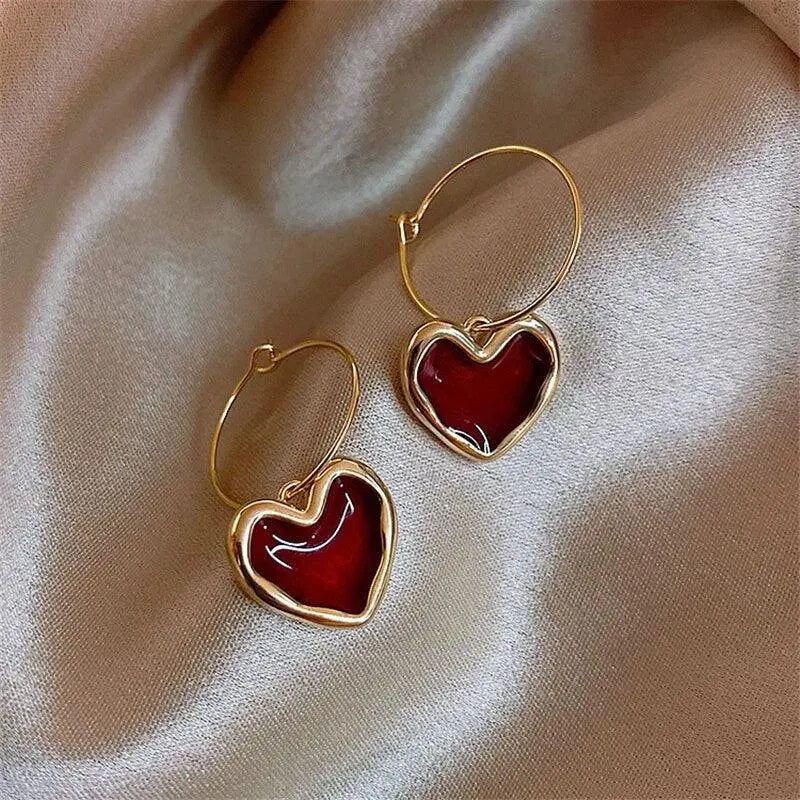 Heart earrings in gold