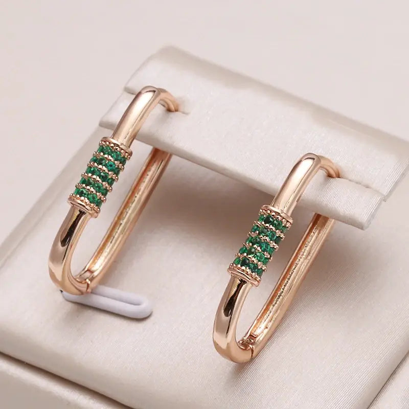 Elegant small green zirconia earrings