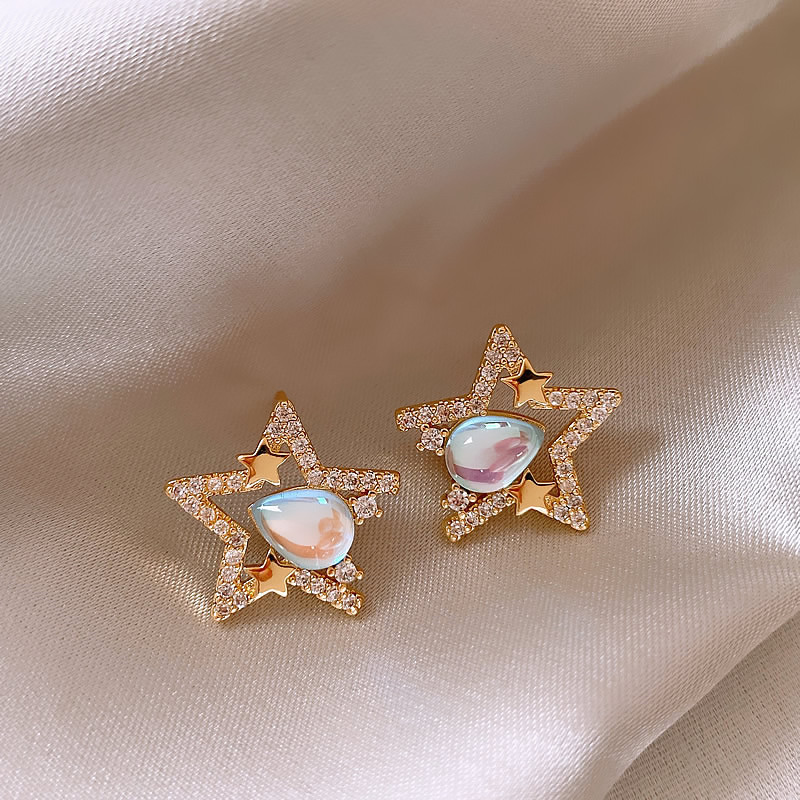 Elegant diamond star earrings