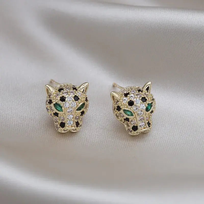 Elegant glowing leopard earrings