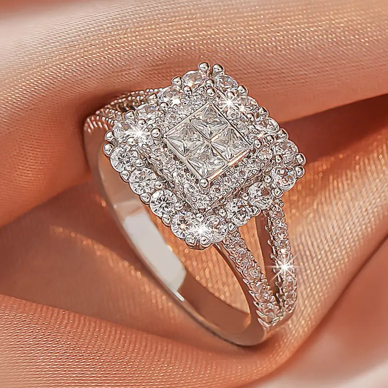 Cubic Bright Silver Ring